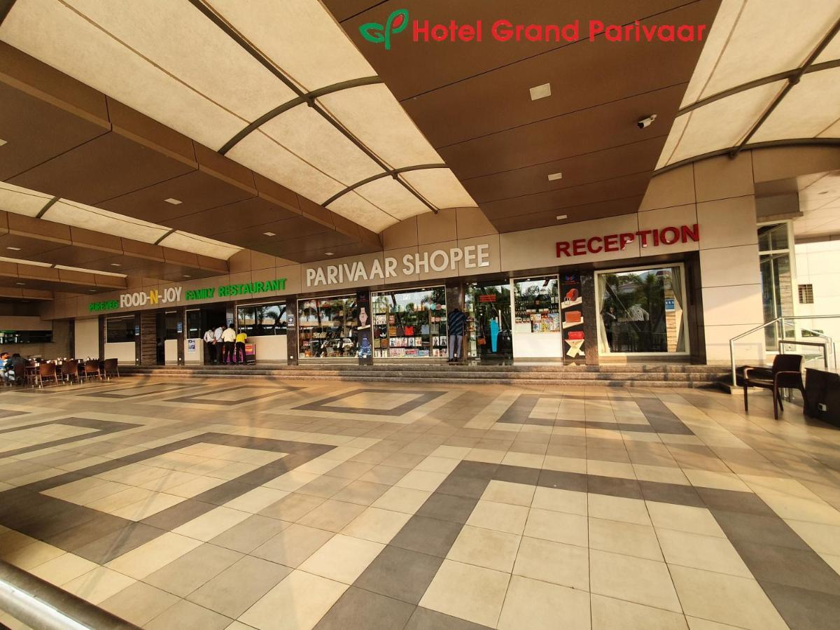 Hotel Grand Parivaar Игатпури Екстериор снимка