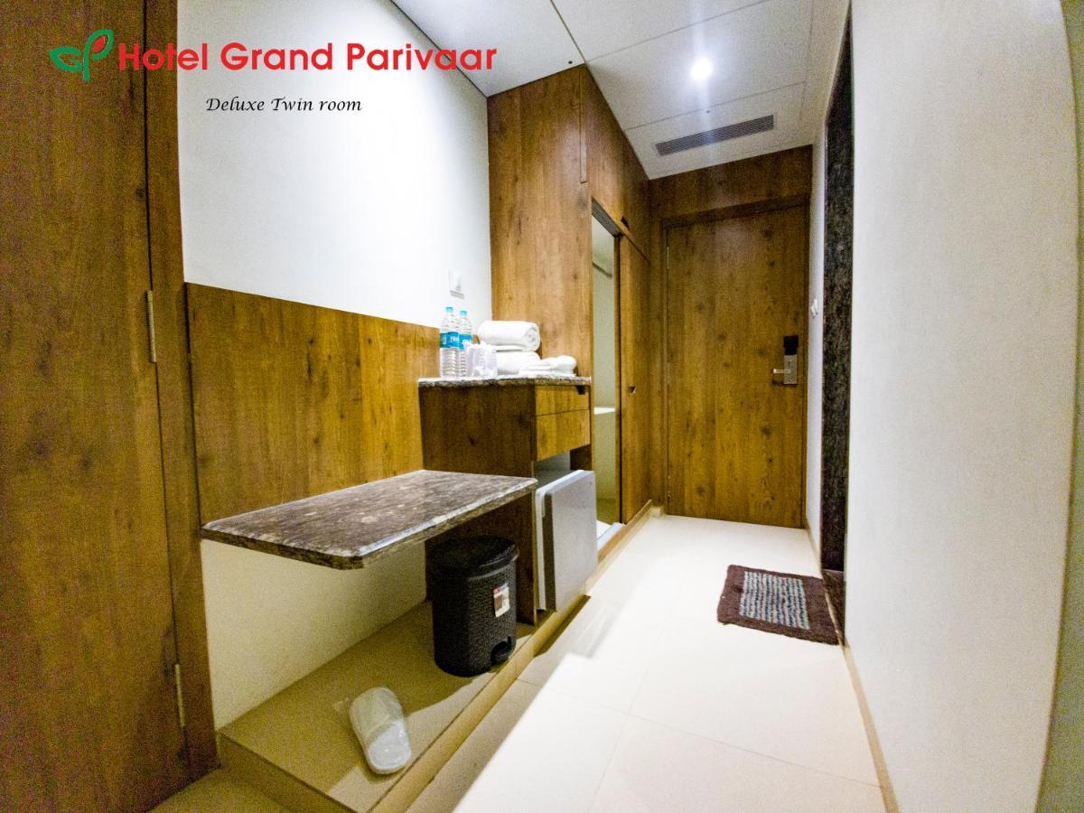 Hotel Grand Parivaar Игатпури Екстериор снимка