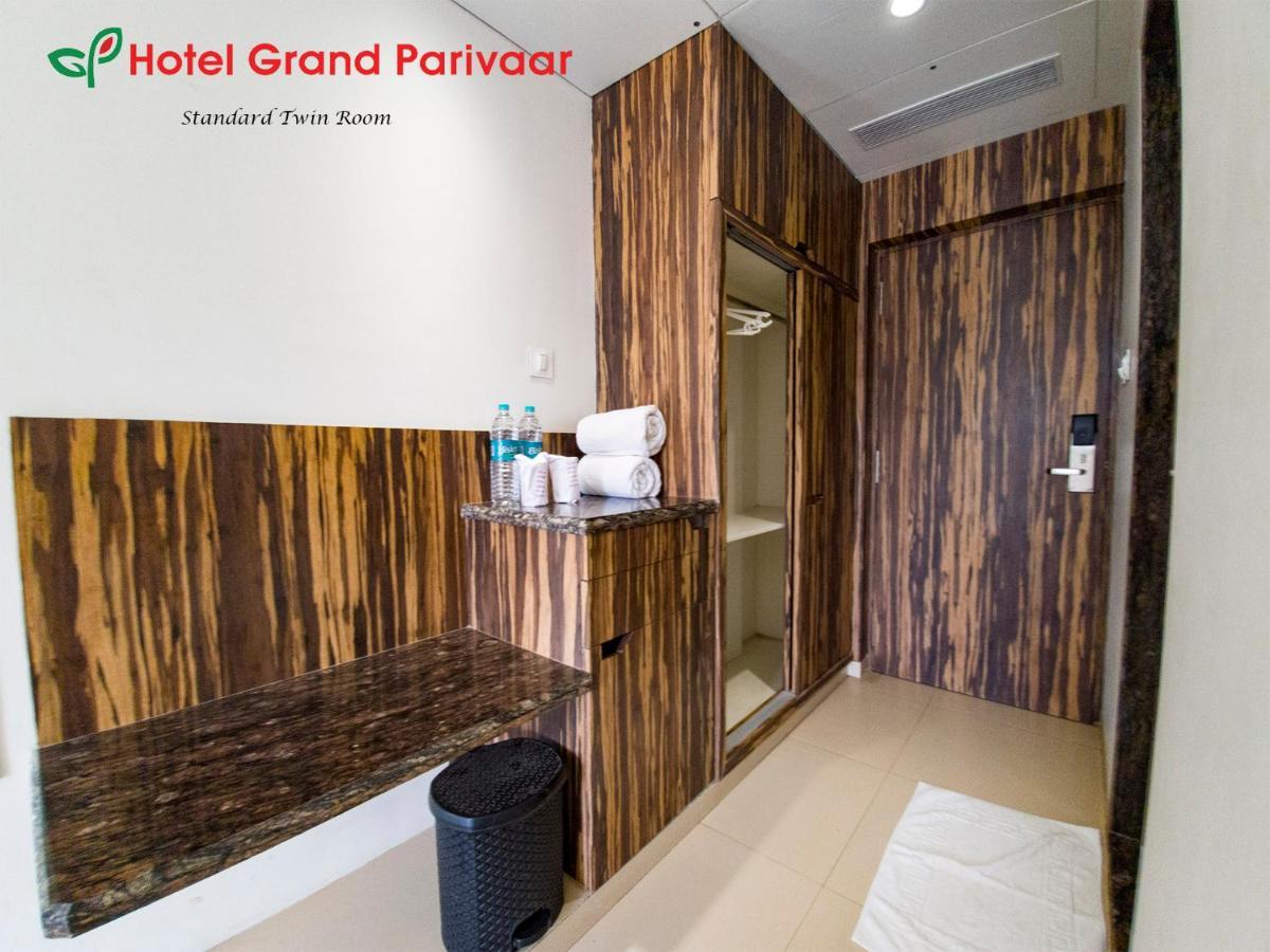 Hotel Grand Parivaar Игатпури Екстериор снимка